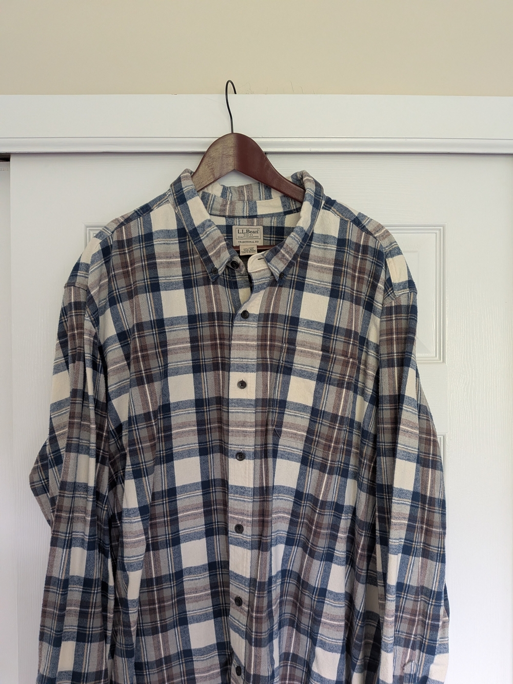 L.L. Bean Men's Cream, Blue & Brown Plaid Flannel Button-Up Shirt
